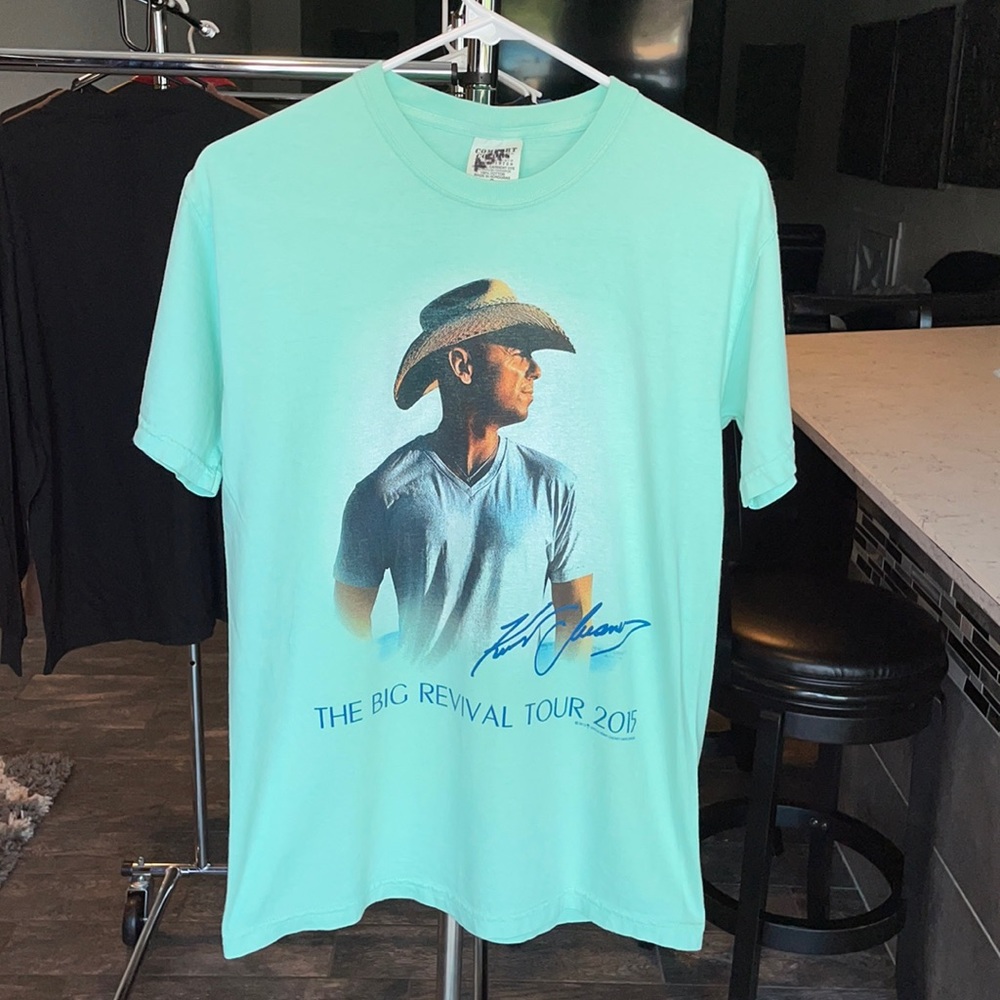 Kenny Chesney country music tour no shoe nation The big reveal tour 2015 t-shirt
